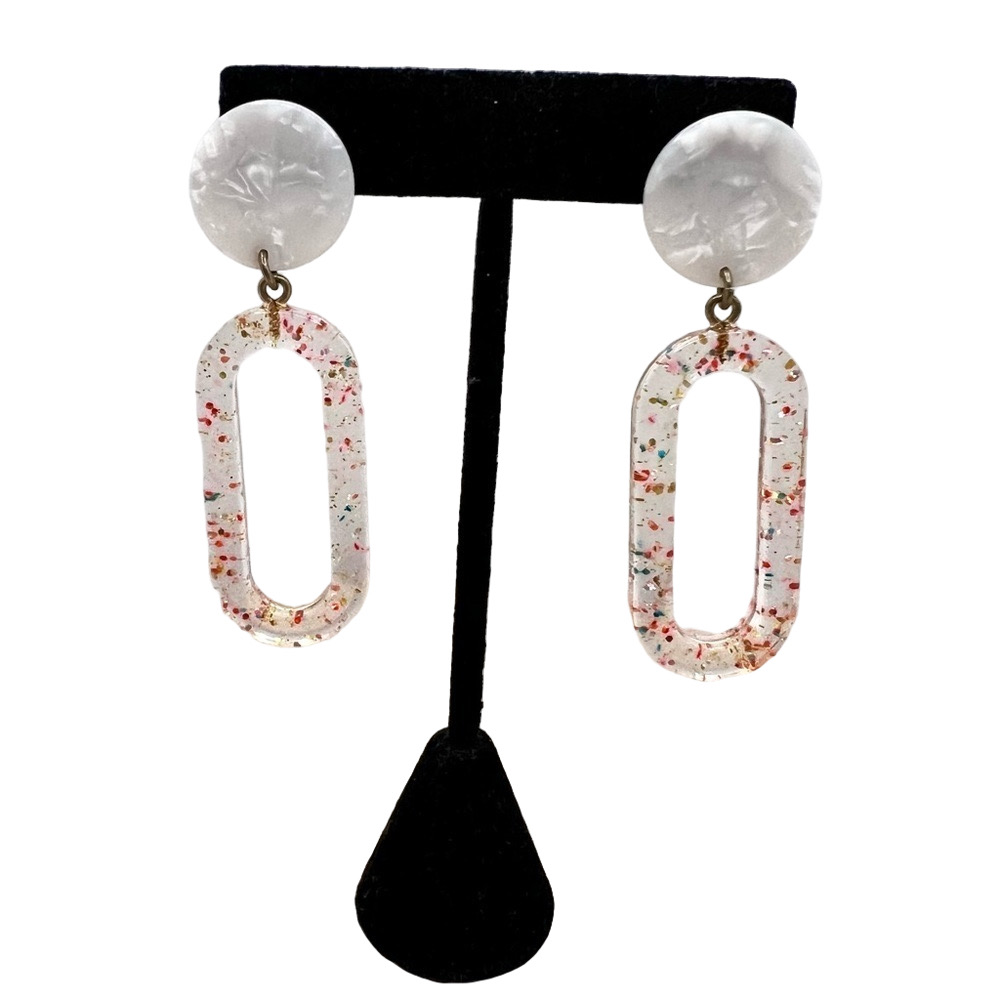 🍭6/$30 Fun and funky clear glitter oval post earrings
